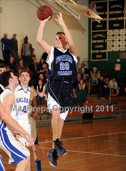 Thumbnail 1 in Putnam Valley vs. Haldane (Putnam Challenge) photogallery.