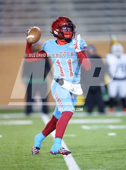 Thumbnail 1 in Lake Worth vs. Carter (UIL 4A D1 Area Playoff) photogallery.