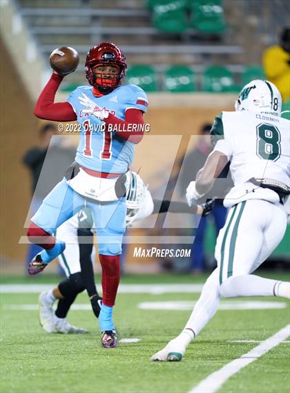 Thumbnail 1 in Lake Worth vs. Carter (UIL 4A D1 Area Playoff) photogallery.