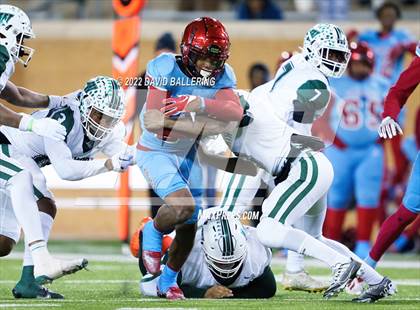 Thumbnail 1 in Lake Worth vs. Carter (UIL 4A D1 Area Playoff) photogallery.