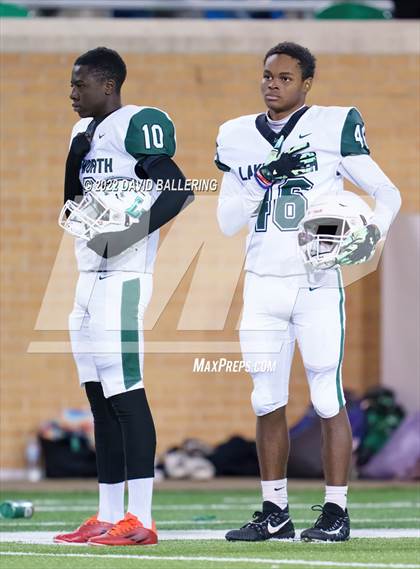 Thumbnail 2 in Lake Worth vs. Carter (UIL 4A D1 Area Playoff) photogallery.