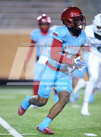 Thumbnail 2 in Lake Worth vs. Carter (UIL 4A D1 Area Playoff) photogallery.