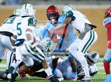 Thumbnail 3 in Lake Worth vs. Carter (UIL 4A D1 Area Playoff) photogallery.