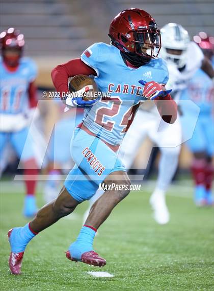 Thumbnail 3 in Lake Worth vs. Carter (UIL 4A D1 Area Playoff) photogallery.