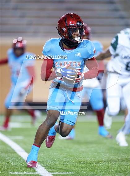 Thumbnail 3 in Lake Worth vs. Carter (UIL 4A D1 Area Playoff) photogallery.
