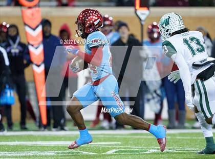 Thumbnail 1 in Lake Worth vs. Carter (UIL 4A D1 Area Playoff) photogallery.