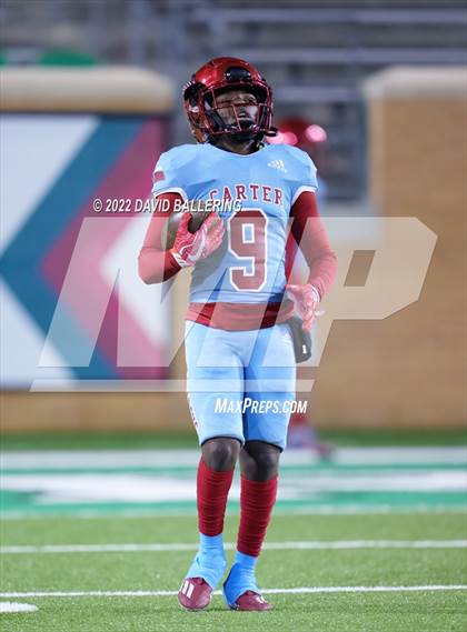 Thumbnail 3 in Lake Worth vs. Carter (UIL 4A D1 Area Playoff) photogallery.