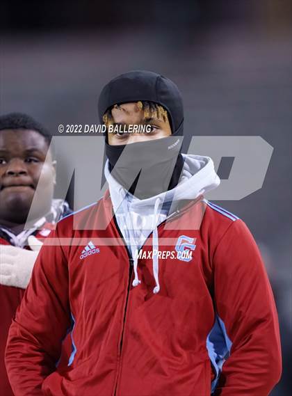Thumbnail 2 in Lake Worth vs. Carter (UIL 4A D1 Area Playoff) photogallery.