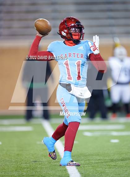 Thumbnail 2 in Lake Worth vs. Carter (UIL 4A D1 Area Playoff) photogallery.