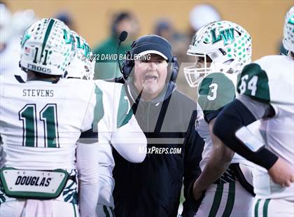 Thumbnail 2 in Lake Worth vs. Carter (UIL 4A D1 Area Playoff) photogallery.