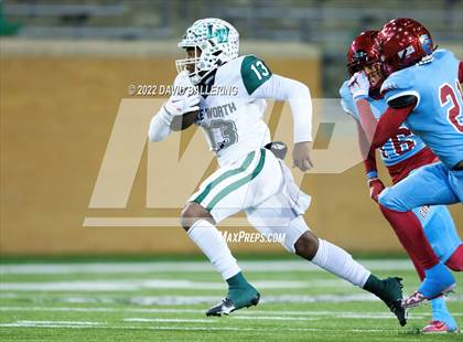 Thumbnail 1 in Lake Worth vs. Carter (UIL 4A D1 Area Playoff) photogallery.
