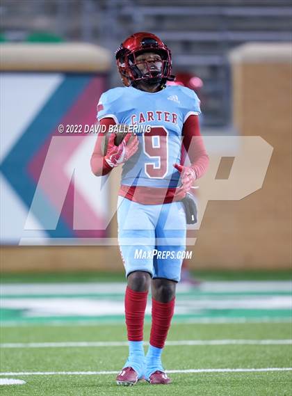 Thumbnail 1 in Lake Worth vs. Carter (UIL 4A D1 Area Playoff) photogallery.