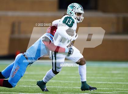 Thumbnail 1 in Lake Worth vs. Carter (UIL 4A D1 Area Playoff) photogallery.