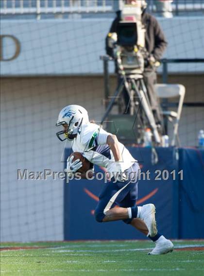 Thumbnail 1 in Phoebus vs. South County (VHSL AAA Division 5 Final) photogallery.