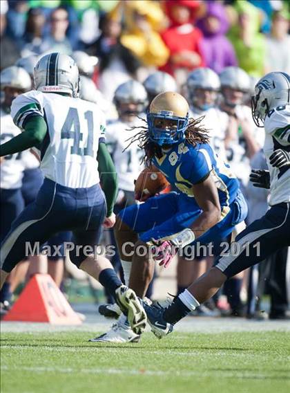 Thumbnail 1 in Phoebus vs. South County (VHSL AAA Division 5 Final) photogallery.