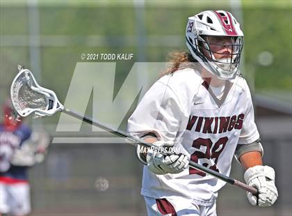 Thumbnail 3 in East Lyme vs. Avon (CIAC Class M Quarterfinal) photogallery.