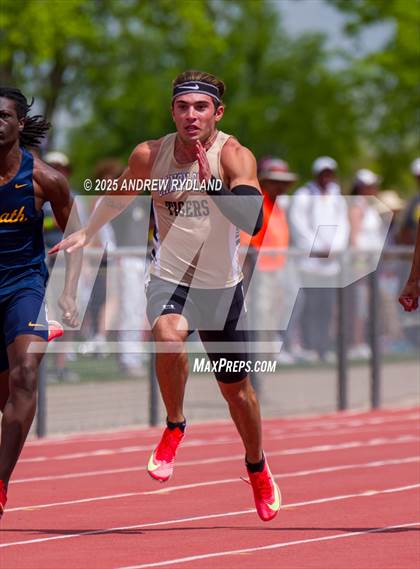 Thumbnail 1 in CHSAA State Championships (100m Finals) photogallery.