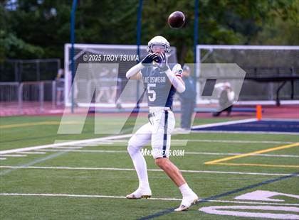 Thumbnail 1 in Tigard @ Lake Oswego photogallery.