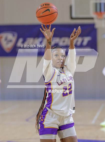 Thumbnail 2 in Legacy Early College vs. NC GBB Academy (She Got Game Classic) photogallery.