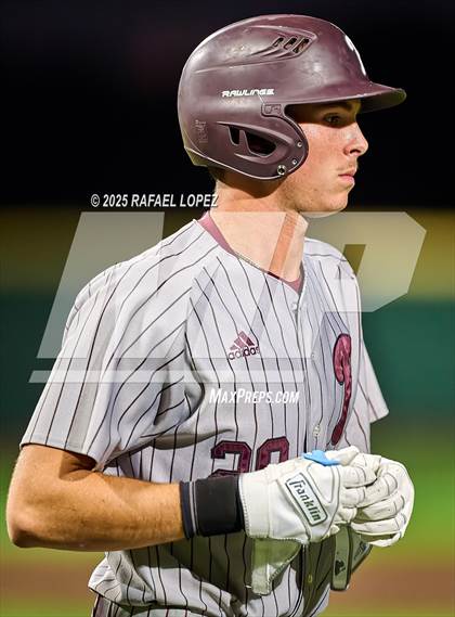 Thumbnail 1 in Summer Creek vs. Pearland (UIL 6A D1 Baseball Area) photogallery.
