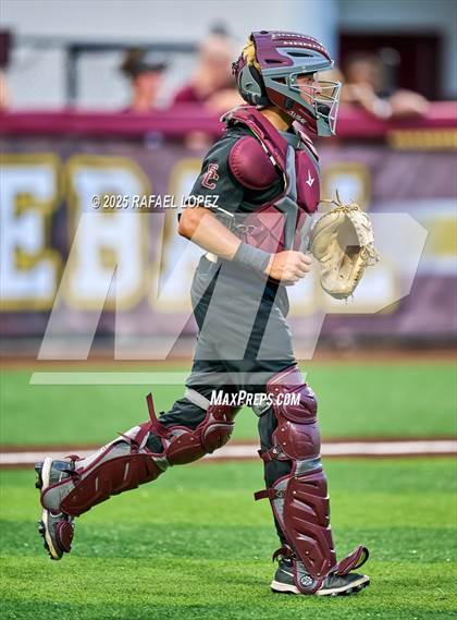Thumbnail 3 in Summer Creek vs. Pearland (UIL 6A D1 Baseball Area) photogallery.