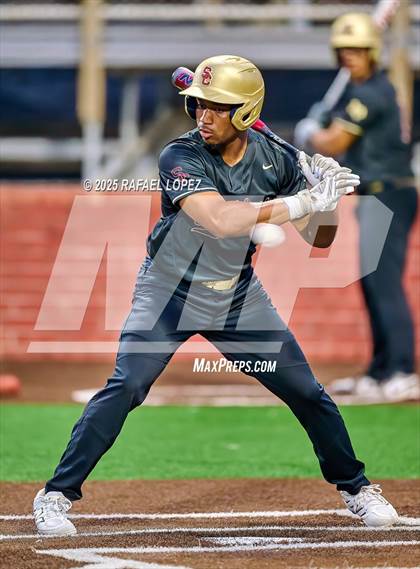 Thumbnail 2 in Summer Creek vs. Pearland (UIL 6A D1 Baseball Area) photogallery.