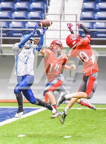 Thumbnail 2 in Fredonia @ Duncan (Kick-Off Classic)  photogallery.