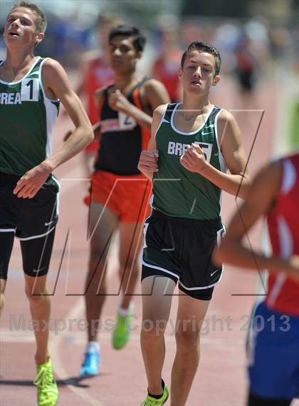 Thumbnail 2 in CIF SS Track and Field Finals (Boys Divisions 3 & 4  -1600m) photogallery.