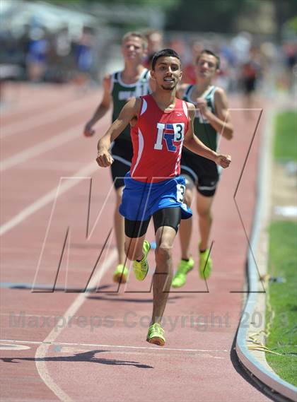 Thumbnail 1 in CIF SS Track and Field Finals (Boys Divisions 3 & 4  -1600m) photogallery.