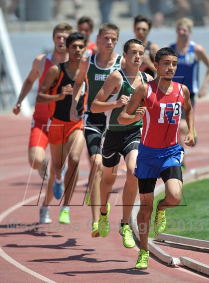 Thumbnail 2 in CIF SS Track and Field Finals (Boys Divisions 3 & 4  -1600m) photogallery.