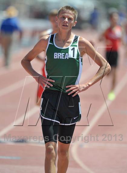 Thumbnail 3 in CIF SS Track and Field Finals (Boys Divisions 3 & 4  -1600m) photogallery.