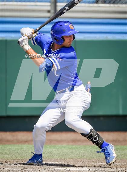 Thumbnail 1 in Bishop Gorman vs. Desert Oasis (NIAA 5A State Championship) photogallery.