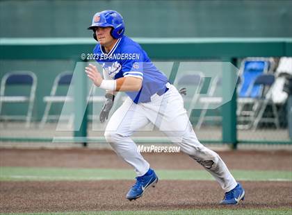 Thumbnail 2 in Bishop Gorman vs. Desert Oasis (NIAA 5A State Championship) photogallery.