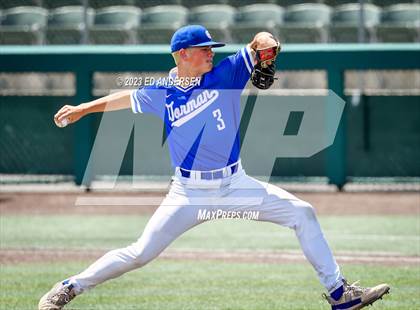 Thumbnail 2 in Bishop Gorman vs. Desert Oasis (NIAA 5A State Championship) photogallery.