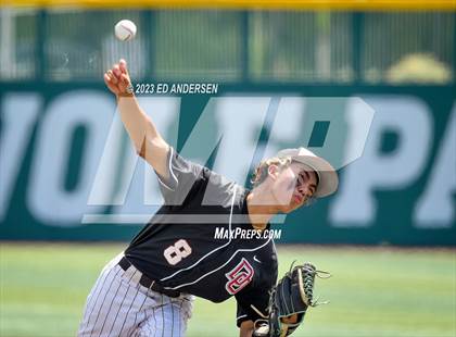 Thumbnail 3 in Bishop Gorman vs. Desert Oasis (NIAA 5A State Championship) photogallery.