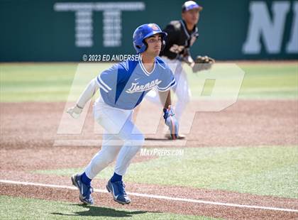 Thumbnail 2 in Bishop Gorman vs. Desert Oasis (NIAA 5A State Championship) photogallery.