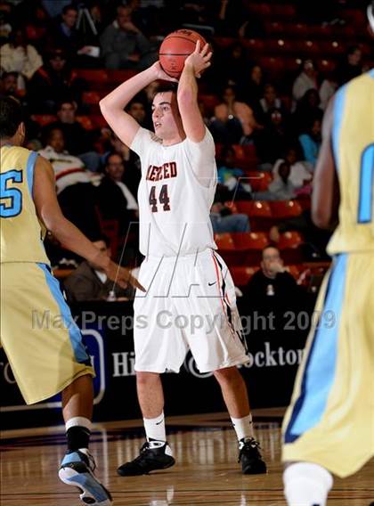 Thumbnail 3 in Burbank vs. Merced (CIF SJS D1 Playoffs) photogallery.