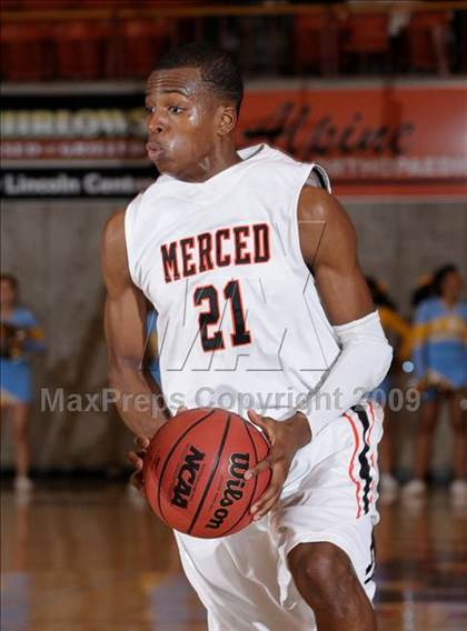 Thumbnail 1 in Burbank vs. Merced (CIF SJS D1 Playoffs) photogallery.