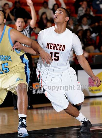Thumbnail 2 in Burbank vs. Merced (CIF SJS D1 Playoffs) photogallery.