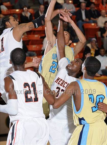 Thumbnail 1 in Burbank vs. Merced (CIF SJS D1 Playoffs) photogallery.
