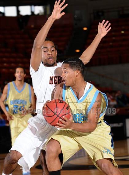 Thumbnail 1 in Burbank vs. Merced (CIF SJS D1 Playoffs) photogallery.