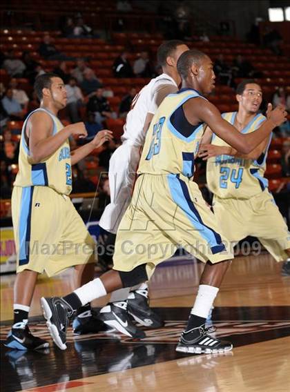 Thumbnail 3 in Burbank vs. Merced (CIF SJS D1 Playoffs) photogallery.