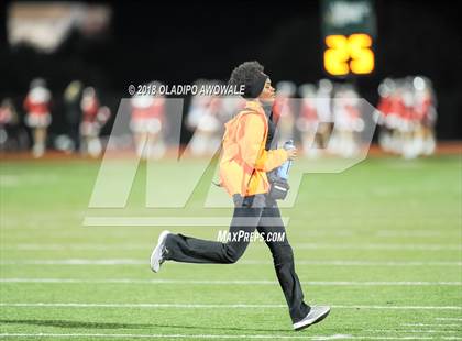 Thumbnail 3 in Belton @ Rockwall (UIL 6A Bi-District Playoff) photogallery.