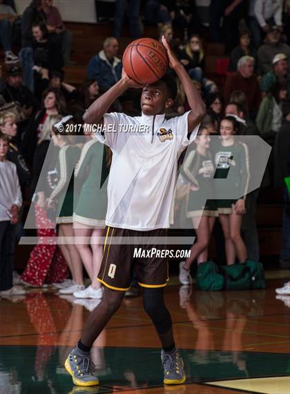 Thumbnail 3 in Red Bluff vs Serra  (Holiday Classic Tournament ) photogallery.