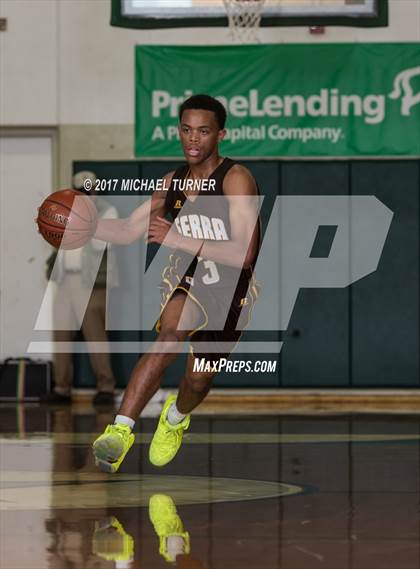 Thumbnail 3 in Red Bluff vs Serra  (Holiday Classic Tournament ) photogallery.