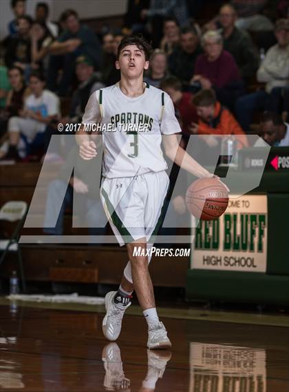 Thumbnail 1 in Red Bluff vs Serra  (Holiday Classic Tournament ) photogallery.