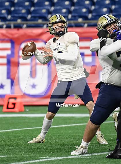 Thumbnail 2 in Foxborough vs Shawsheen Valley Tech (MIAA Division 5 Final) photogallery.