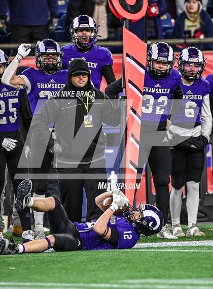 Thumbnail 3 in Foxborough vs Shawsheen Valley Tech (MIAA Division 5 Final) photogallery.
