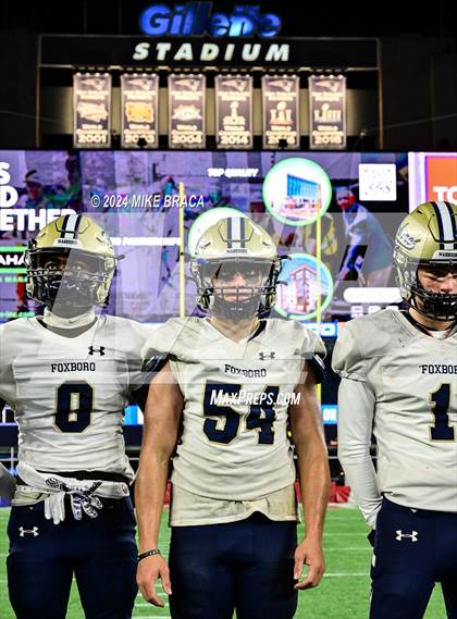 Thumbnail 3 in Foxborough vs Shawsheen Valley Tech (MIAA Division 5 Final) photogallery.