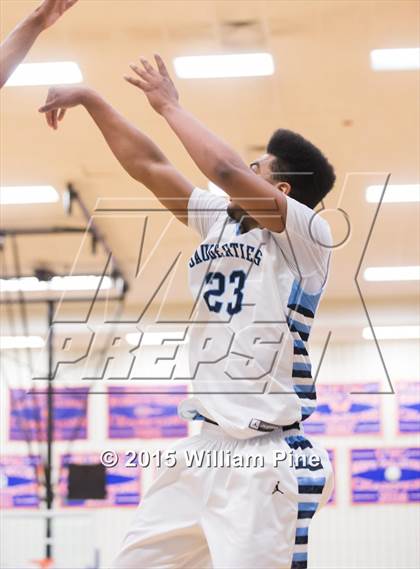 Thumbnail 3 in Saugerties vs. Spring Valley (NYSPHSAA Class A Regional Final) photogallery.